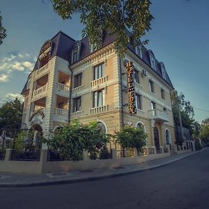 Hotel Eden